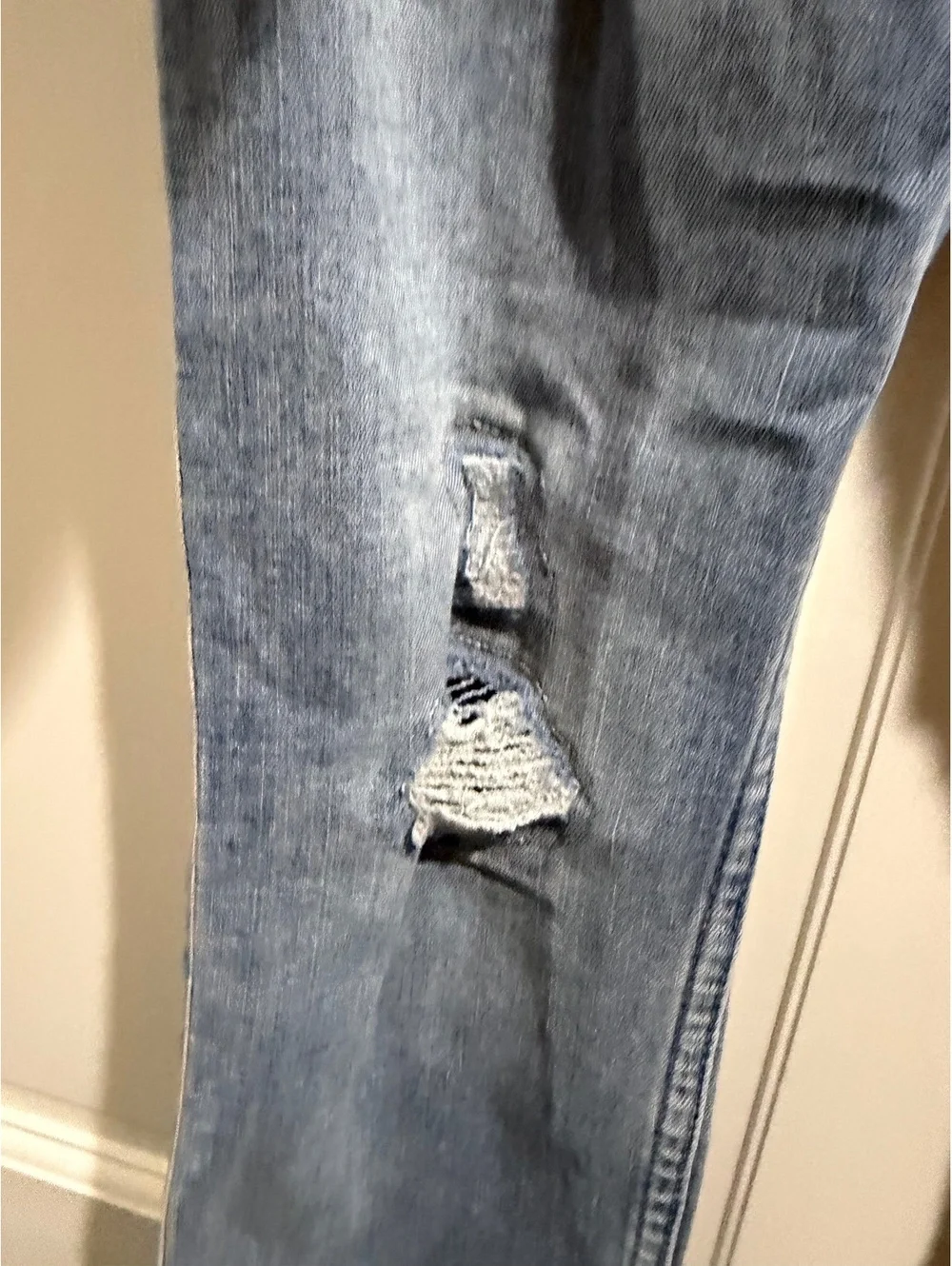 Abercrombie Kids Light Wash Distressed High-Rise Ankle Jean Leggings Size 13/14